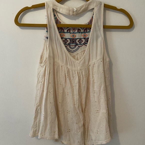 Hollister Eyelet Top - Picture 3 of 5